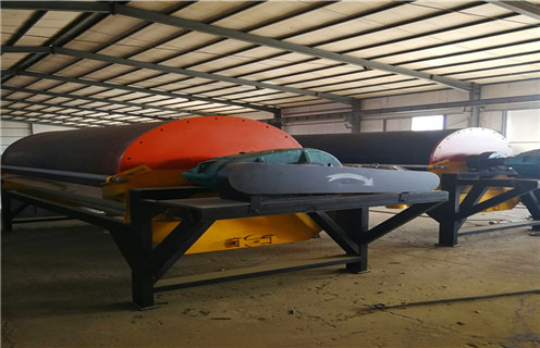 永磁筒式磁選機，新疆CTB-1024永磁筒式磁選機_新疆CTB-1024永磁筒式磁選機分選粒度如何選鐵參數規格一般是多少_生產(chǎn)廠(chǎng)家
